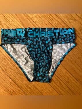 NEW Andrew, Christian geometric honeycomb brief in aqua/black - L